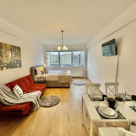 וינה City Center Apartments Am Schwedenplatz מראה חיצוני תמונה