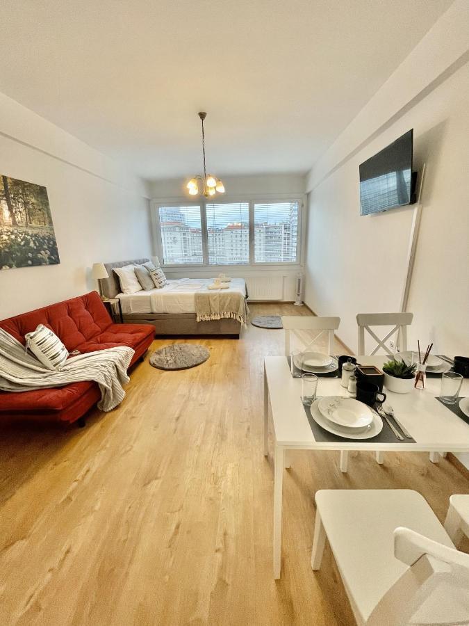 וינה City Center Apartments Am Schwedenplatz מראה חיצוני תמונה